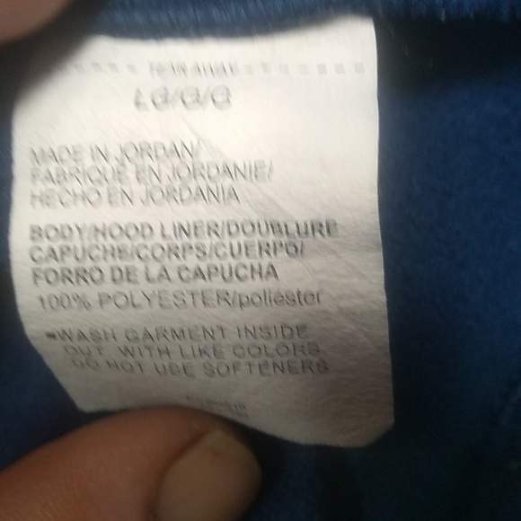 Men's large Blue Under Armour hoodie. 100% polyester. Lightweight. - Picture 6 of 6